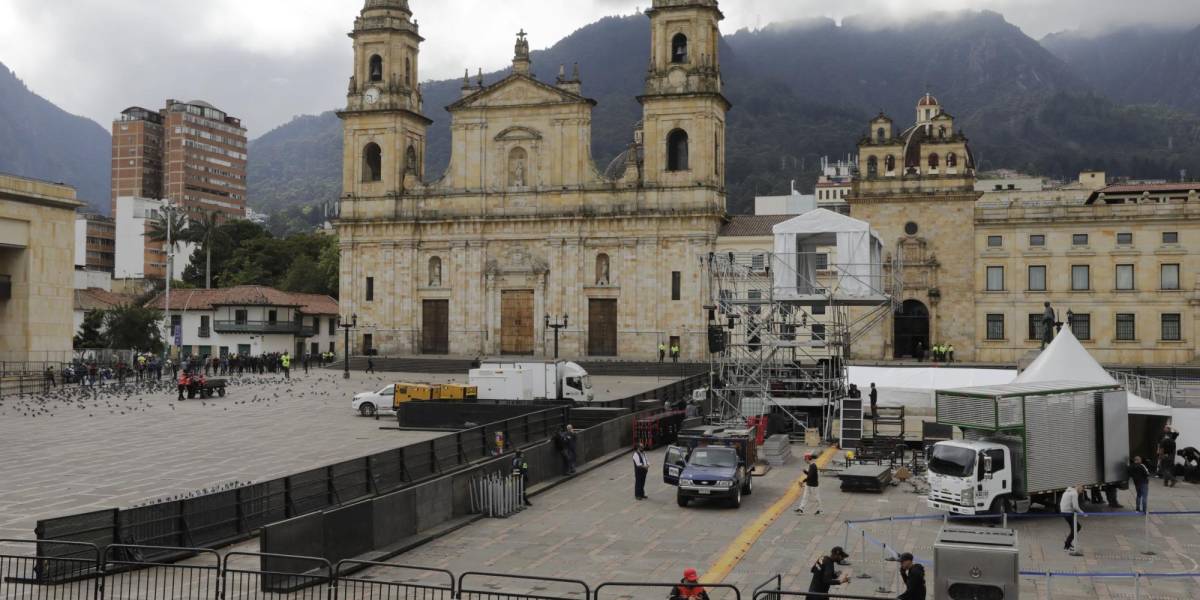 Comienzan a llegar a Bogotá invitados internacionales para posesión de Petro