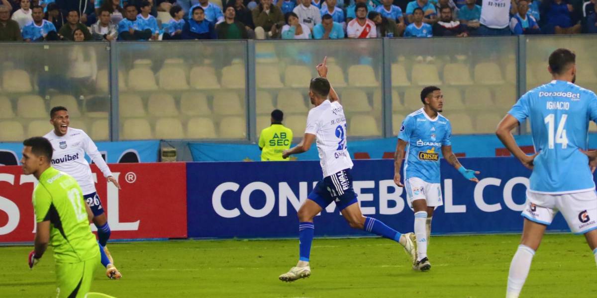 Copa Sudamericana: Emelec derrotó a Sporting Cristal en Perú con gol de José Cevallos