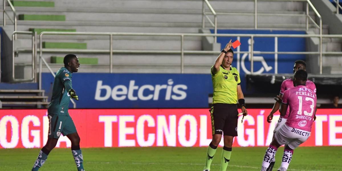 Independiente derrotó 1-0 al Delfín en un partido polémico