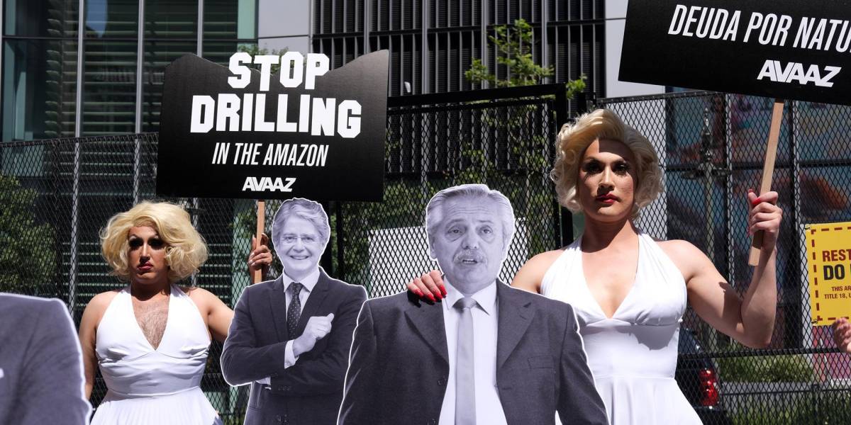 Drag queens protestan en Los Ángeles contra el cambio climático