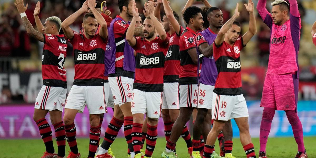 Flamengo alineará ante el Barcelona a su equipo ideal por primera vez