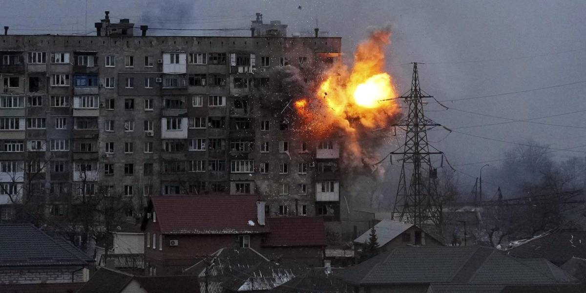 Rusia amplía su ofensiva en Ucrania: ataca este y oeste