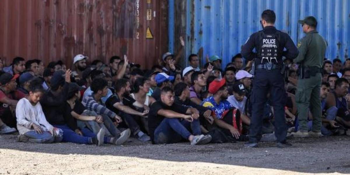 Detenidos 45 migrantes de Venezuela, Ecuador y Colombia por daños en un albergue en Darién