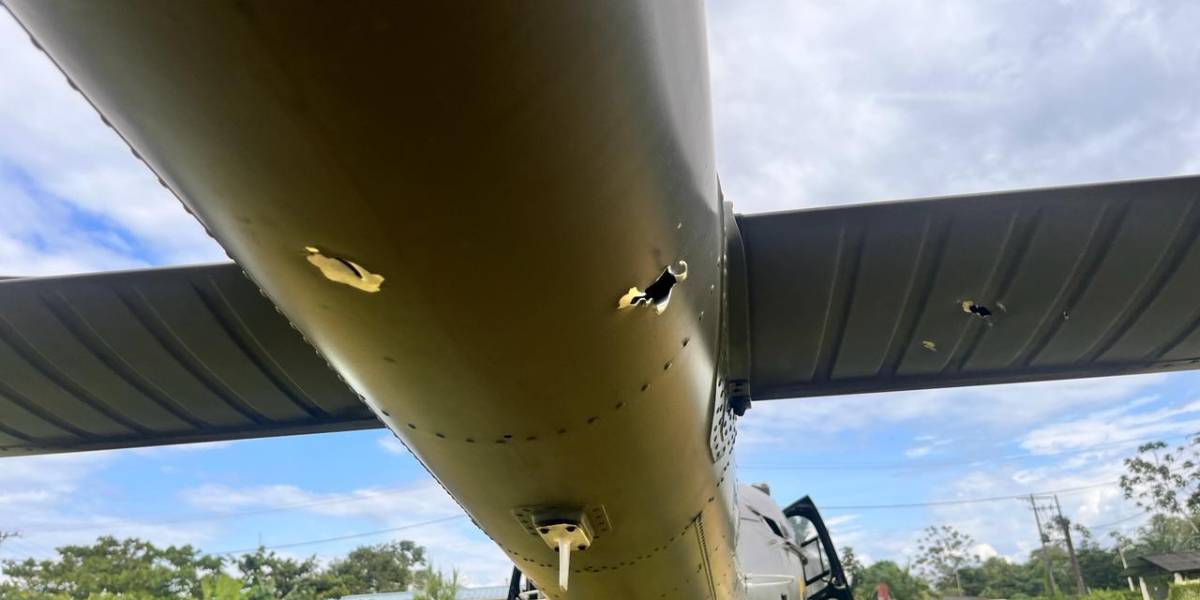 Un helicóptero militar fue baleado con armas de largo alcance en San Lorenzo, Esmeraldas