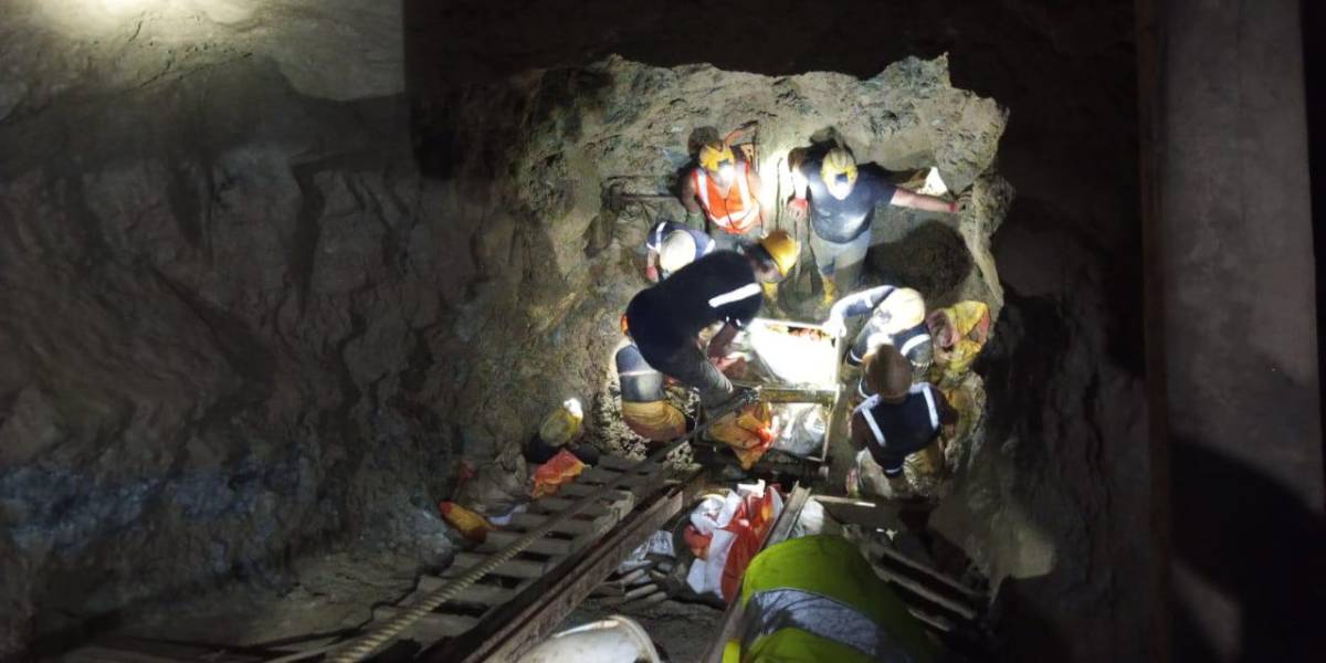 Zaruma: encuentran los cuerpos de tres mineros tras 14 días de búsqueda