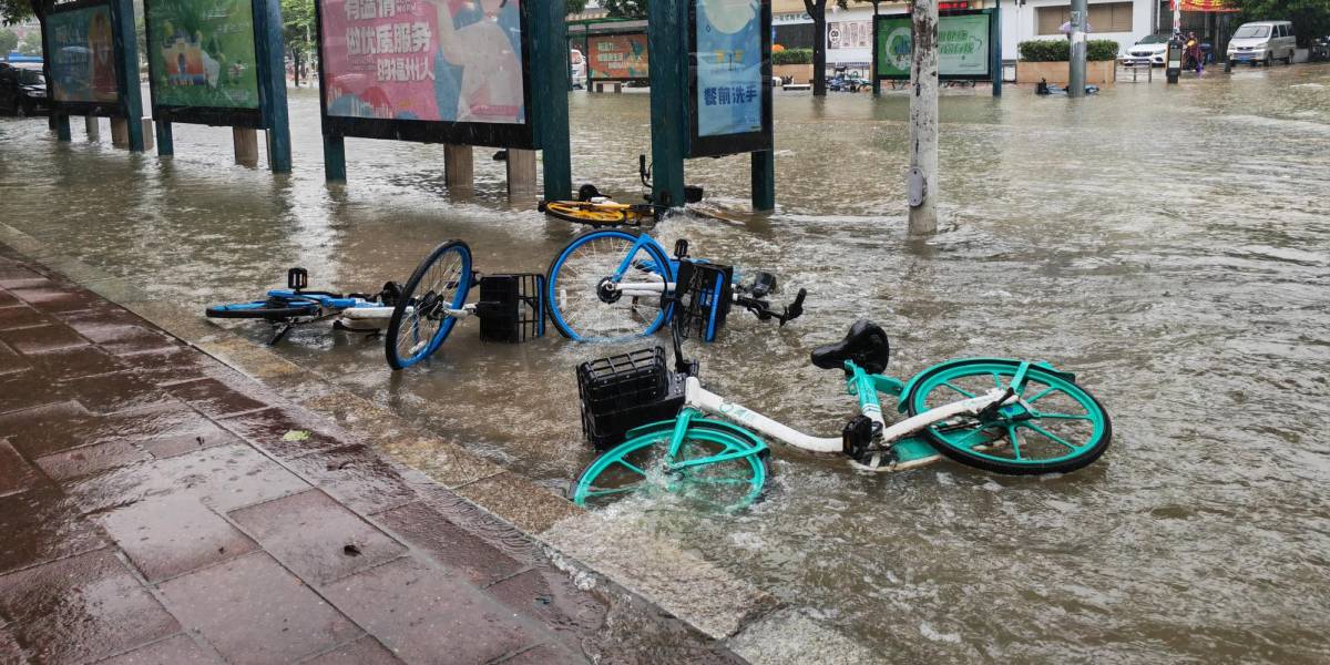 China: más de 63 000 personas evacuadas en Sichuan por las fuertes lluvias