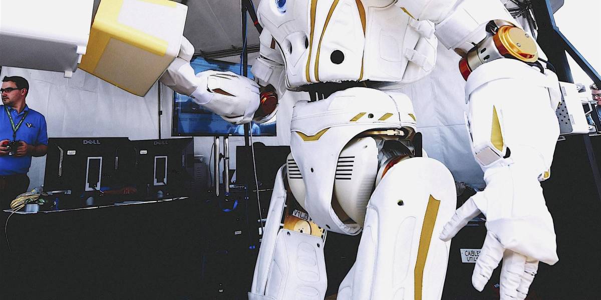 Valkiria, un robot humanoide, fue enviado a una plataforma petrolera por la NASA