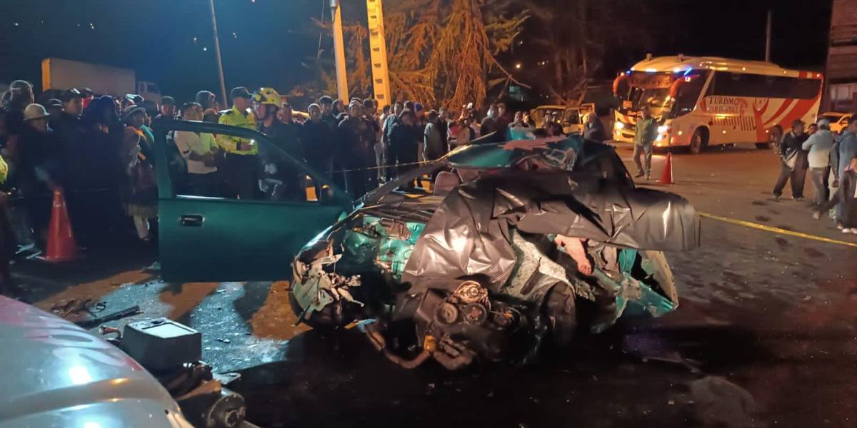 Tres personas fallecieron en accidente de tránsito en El Tambo, Cañar
