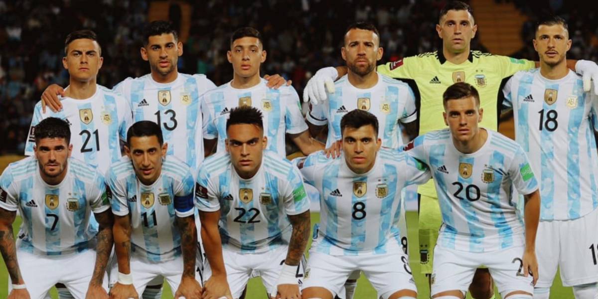 Argentina se entrena con dos bajas y a la espera de Messi, Paredes y Di María