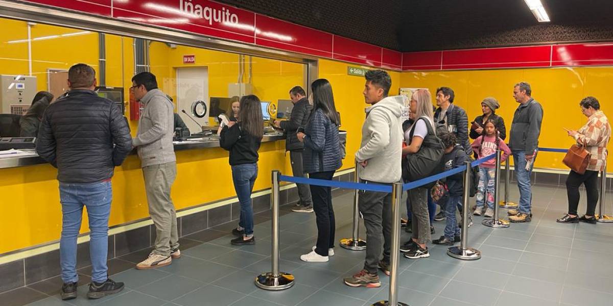 Metro de Quito: 18 500 personas han utilizado el servicio hasta las 12:00 de este 1 de diciembre