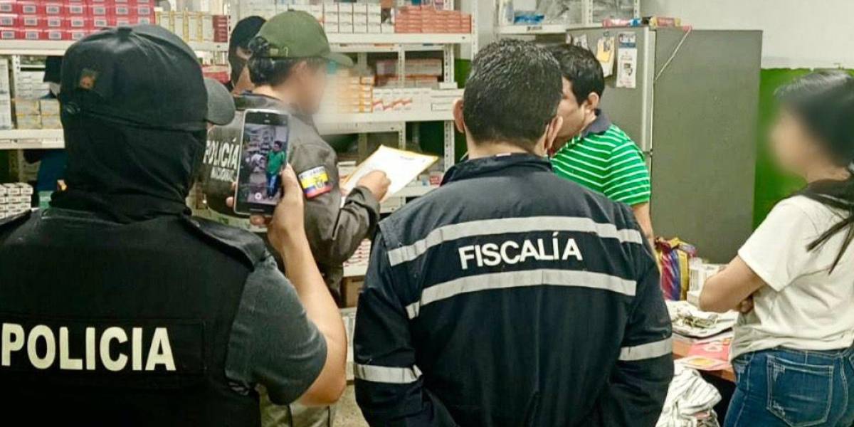 15 detenidos en Guayas y Pichincha por traficar ilegalmente fármacos para enfermedades catastróficas