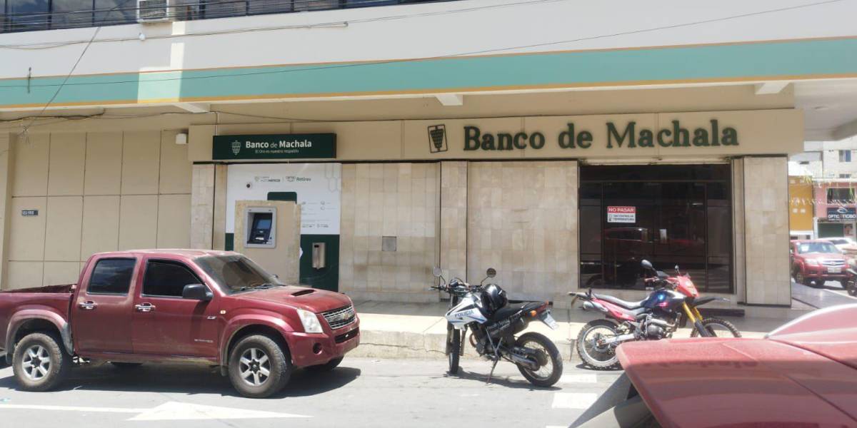 Medio millón de dólares fue robado de un banco en Portovelo, El Oro