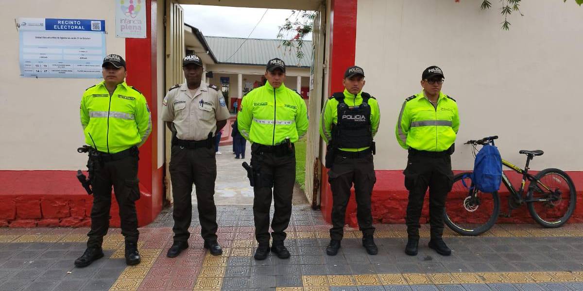 Consulta Popular 2024 | Una falsa alarma de bomba se reportó en un centro educativo de Tumbaco, en Quito