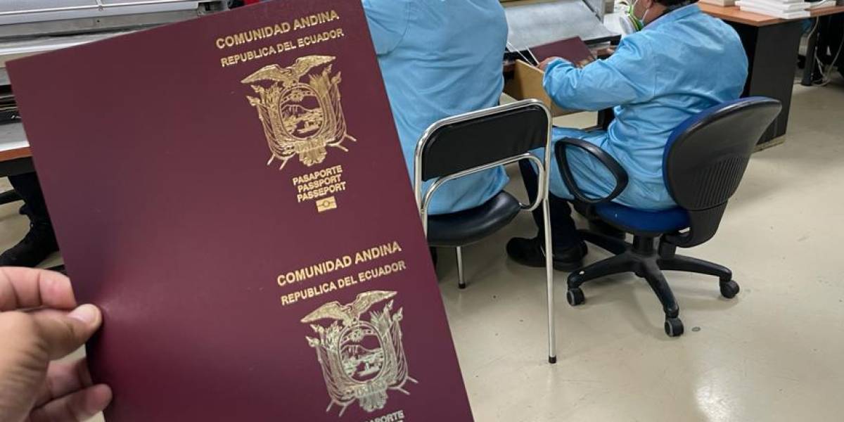 Los 1.000 pasaportes extraviados tenían como destino el Consulado de Ecuador en Nueva York