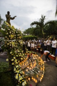 México rinde homenaje a Juan Gabriel