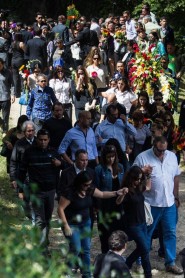 Miles de venezolanos dan el último adiós a Mónica Spear