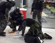 La Policía localizó una cápsula detonante y 25 cartuchos de dinamita en baño de terminal. Policía Nacional/Archivo