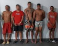 Imagen de integrantes de 'Los Lobos' detenidos en Quevedo, provincia de Los Ríos.