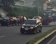 El accidente en la Autopista General Rumiñahui dejó una persona herida.