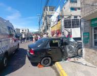 Imagen un vehículo chocado en Quito durante el último fin de semana.