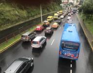 En la autopista General Rumiñahui hubo congestión la mañana de este martes 15 de marzo del 2022.