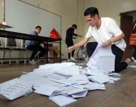 Fotografía del conteo de votos en las elecciones de primera vuelta, el 20 de agosto de 2023.