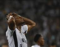 Michael Estrada, de LDU, anotó dos veces contra Botafogo en Río de Janeiro. El VAR le anuló el primer gol, pero le validó el segundo.