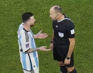 El árbitro que pitó el partido entre Argentina y Países Bajos fue apartado del Mundial Qatar 2022