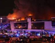 Incendio en centro comercial de Moscú.