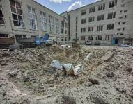 Un edifico en escombros en Ucrania tras un ataque ruso en Ucrania (imagen referencial).