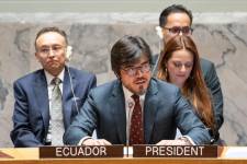 Imagen del embajador de Ecuador ante la ONU, José de la Gasca, presidiendo el Consejo de Seguridad de Naciones Unidas.