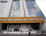 Exteriores del edificio de la Corte Nacional de Justicia, norte de Quito.