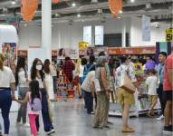 La Feria del Libro en Guayaquil inició con más de 60 stands, talleres y conversatorios con escritores nacionales e internacionales