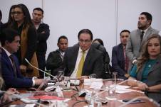 El trámite del juicio político contra el presidente de la República lo lleva la Comisión de Fiscalización, que está presidida por el asambleísta Fernando Villavicencio.
