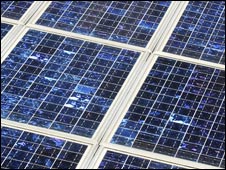 Crean células fotovoltaicas irrompibles