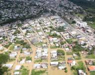 Fotografía cedida por Presidencia de Ecuador que muestra áreas afectadas por las lluvias en la provincia de Esmeraldas.