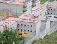 Sujetos intentaron ingresar droga y armas a la cárcel de Turi a través del 'bombazo'