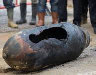 El ministro del Interior bávaro declaró a dicho diario que la causa de la detonación fue una bomba de la Segunda Guerra Mundial de 250 kilos.