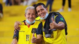 Varios clubes que integran la Liga Pro y la selección ecuatoriana dedicaron mensajes en sus cuentas oficiales de redes sociales en homenaje a los padres