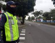 Imagen referencial para graficar los controles de un agente de tránsito en Quito.