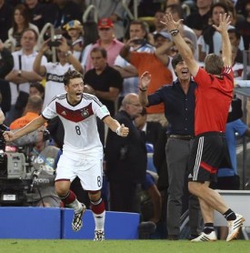 Götze da la cuarta Copa del Mundo a Alemania