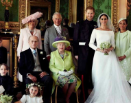 Imagen en la que se observa a la familia real después de efectuarse la boda entre el príncipe Harry y Meghan Markle.