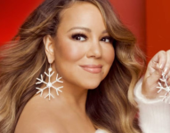 La cantante Mariah Carey, aparte de ser conocida por su canción All I Want for Christmas Is You también ostenta un récord Guinness por su registro vocal de cinco octavas.