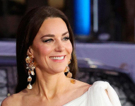 Kate Middleton, es un miembro de la familia real británica, esposa de Guillermo, príncipe de Gales.