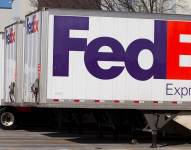 Camiones de FedEx en un centro de distribución en Boston, Massachusetts (EE.UU.), en una fotografía de archivo. EFE/CJ Gunther