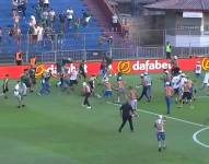 Una lamentable trifulca ocurrió en el Estadio Vila Capanema en medio del duelo entre Coritiba vs. Cruzeiro por el Brasileirao.