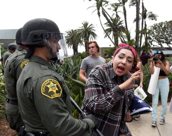 Detenidos por protestas contra Donald Trump