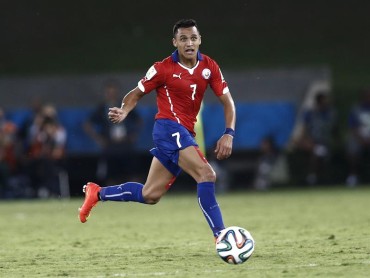 Chile logra un laborioso triunfo en su debut
