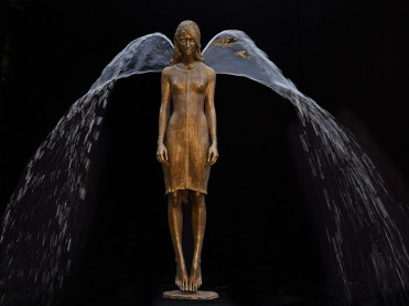 8 increíbles esculturas polacas de bronce