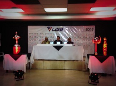 LDU anunció la salida de Edgardo Bauza